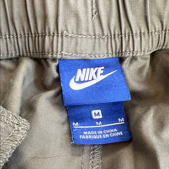 Nike Olive Green Jogger Pants - Picture 2 of 6
